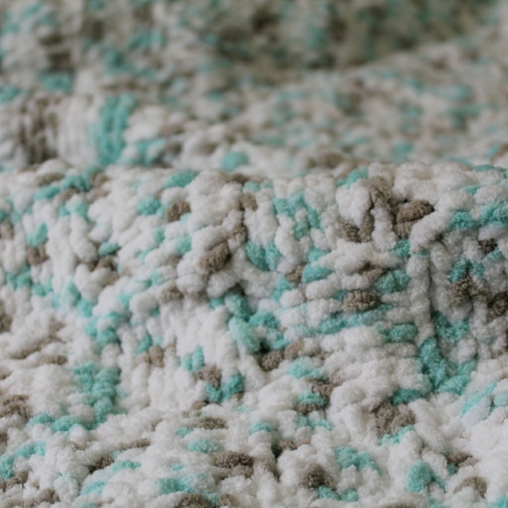 Handmade Warm Blanket - Picture 5 of 7